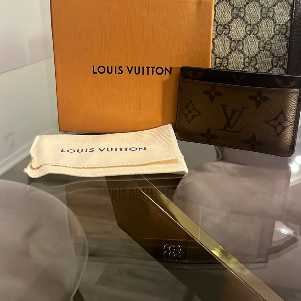 Louis Vuitton LV credit card holder